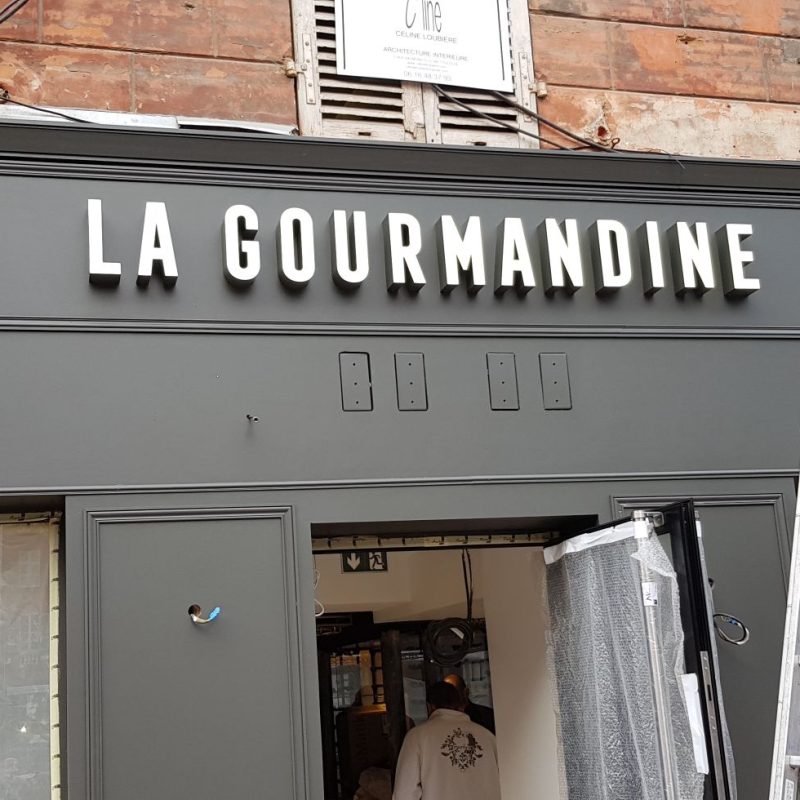 LA GOURMANDINE ENSEIGNE